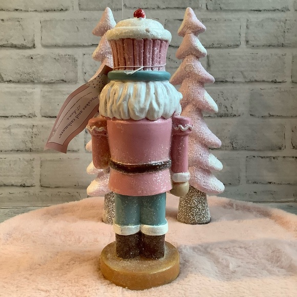 CUPCAKES & CASHMERE 11in Cupcake Nutcracker Only - Picture 4 of 7
